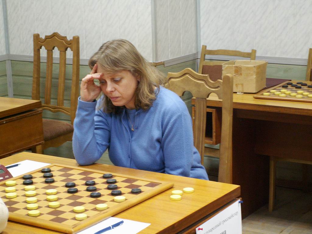 Нажмите для просмотра картинки в полный размер -  Фотогалерея - Чемпионат республики Беларусь по шашкам 100 среди женщин 1-10 апреля 2008 г. -  - PICT4656.JPG
