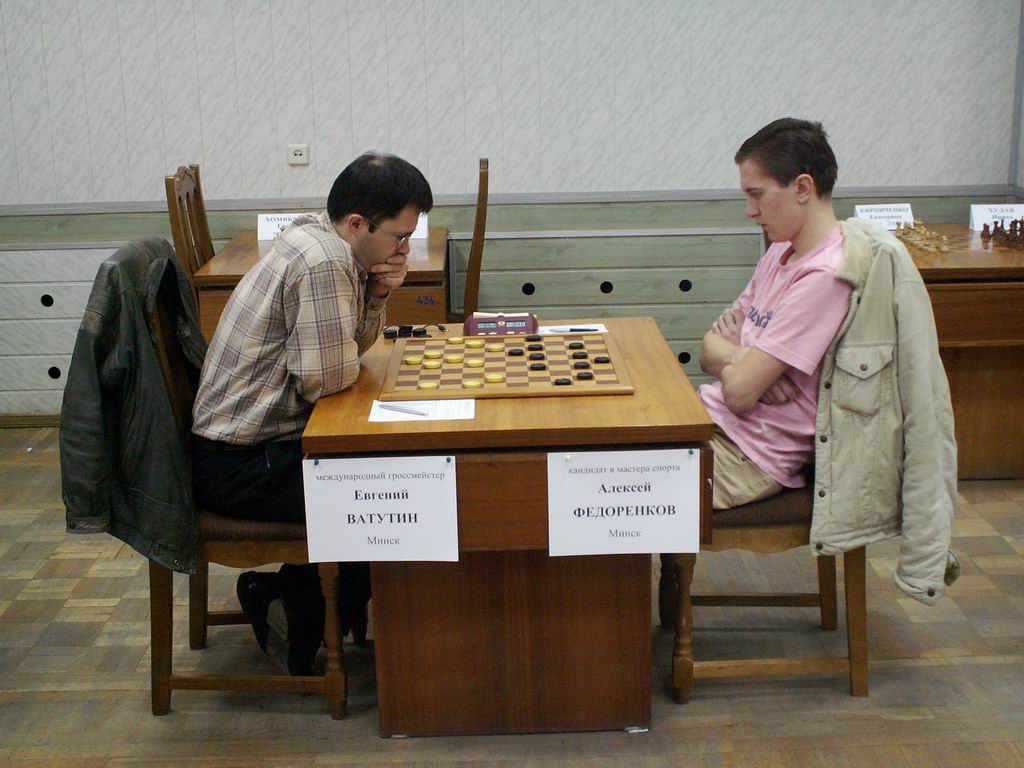 Нажмите для просмотра картинки в полный размер -  Фотогалерея - Чемпионат республики Беларусь по шашкам 100 среди мужчин 14-22 апреля 2008 г. -  - PICT4683.JPG